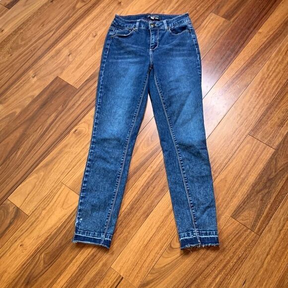 Boom boom high rise skinny‎ jeans distressed hem distressed wash - Picture 1 of 9